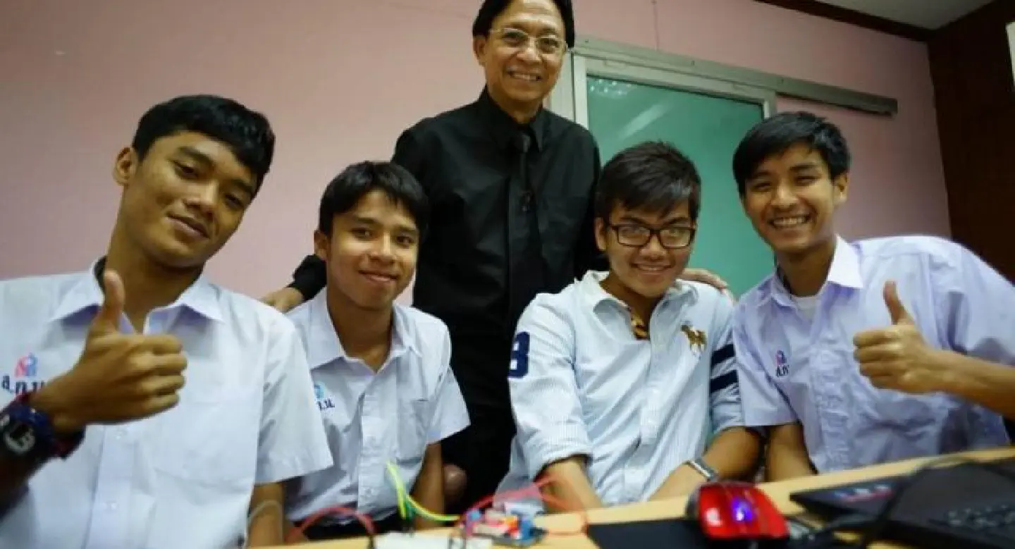 Princess Maha Chakri Award Foundation names most outstanding teachers in SE Asia