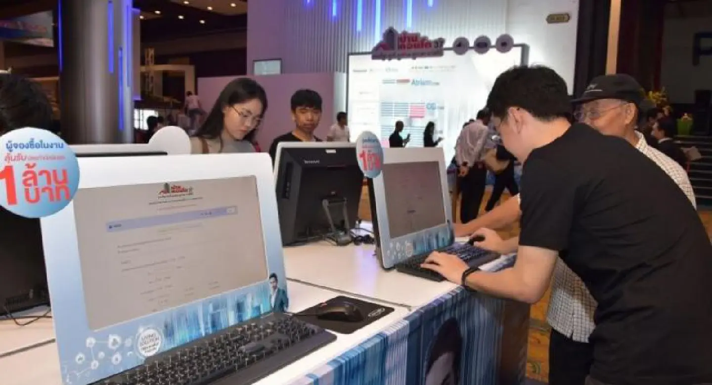 Offers galore at home & condo show Offers galore at home & condo show