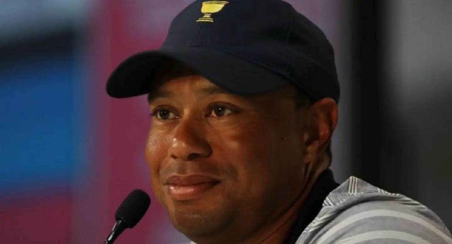 Tiger hitting 'smooth iron shots' in injury update Tiger hitting 'smooth iron shots' in injury update