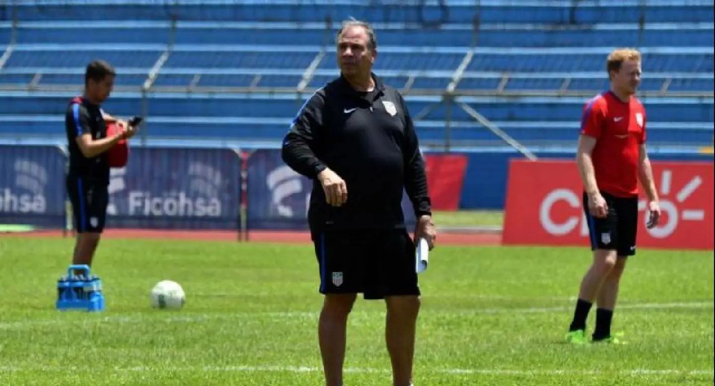 US coach Arena confident despite pitch fears US coach Arena confident despite pitch fears