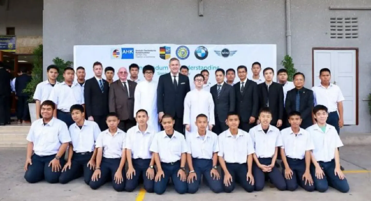 College to offer BMW-backed apprenticeships College to offer BMW-backed apprenticeships