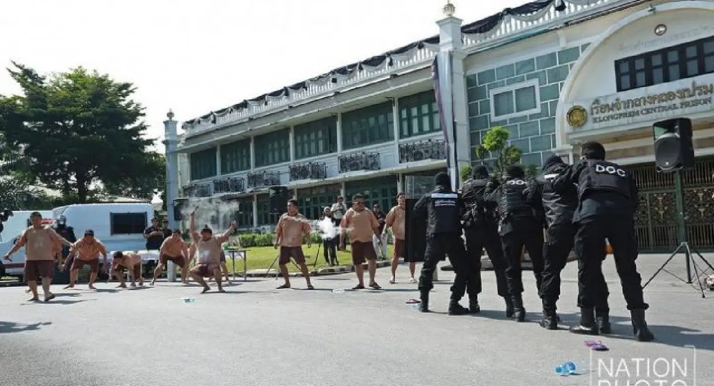 Klong Prem demonstrates handling of prisoners Klong Prem demonstrates handling of prisoners