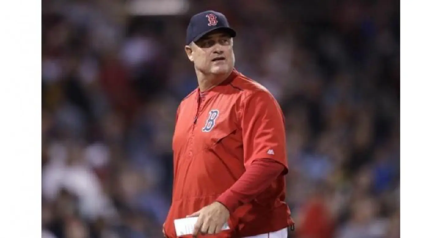  Red Sox axe manager Farrell after playoff flop