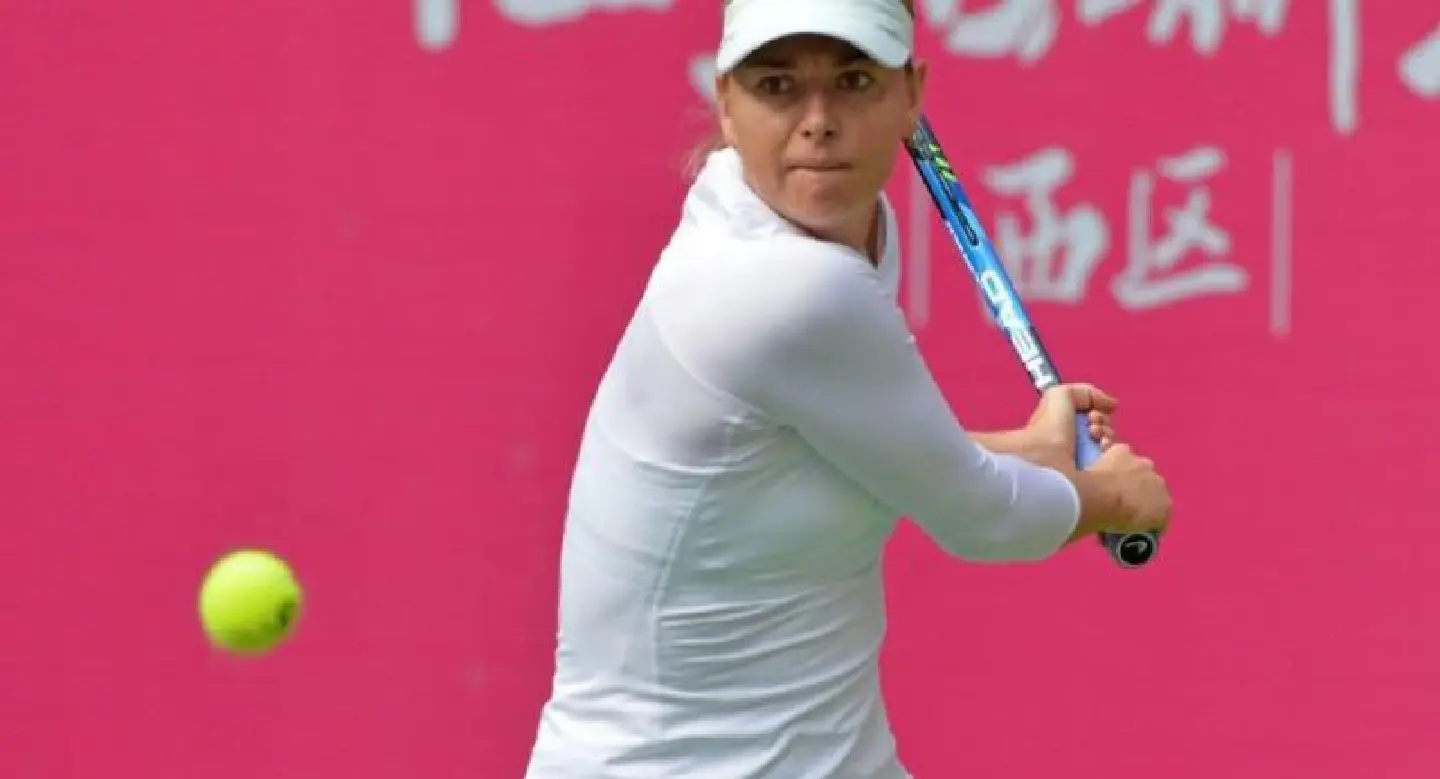 Sharapova storms into Tianjin quarter-finals