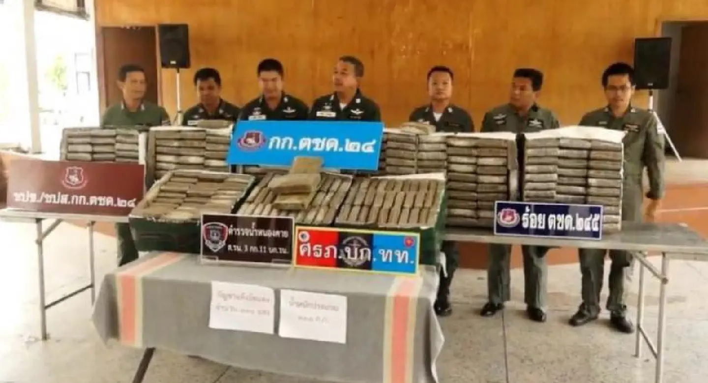 Drug smuggling suspect claims romantic motive Drug smuggling suspect claims romantic motive