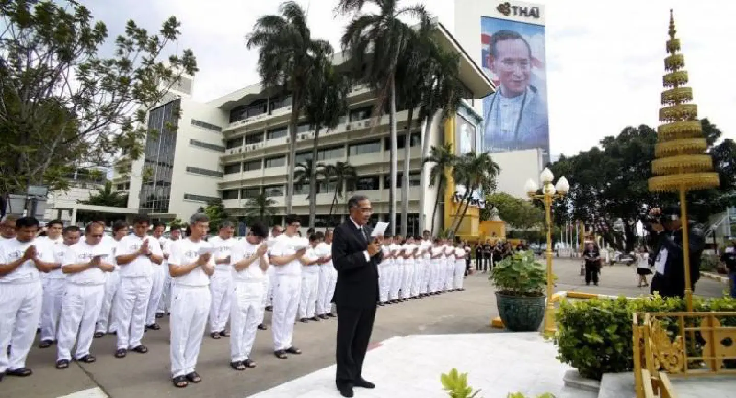 THAI employees ordained in honour of King
