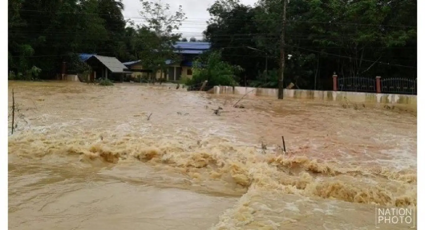 Anupong urges calm, says authorities in control of northern run-off situation Anupong urges calm, says authorities in control of northern run-off situation