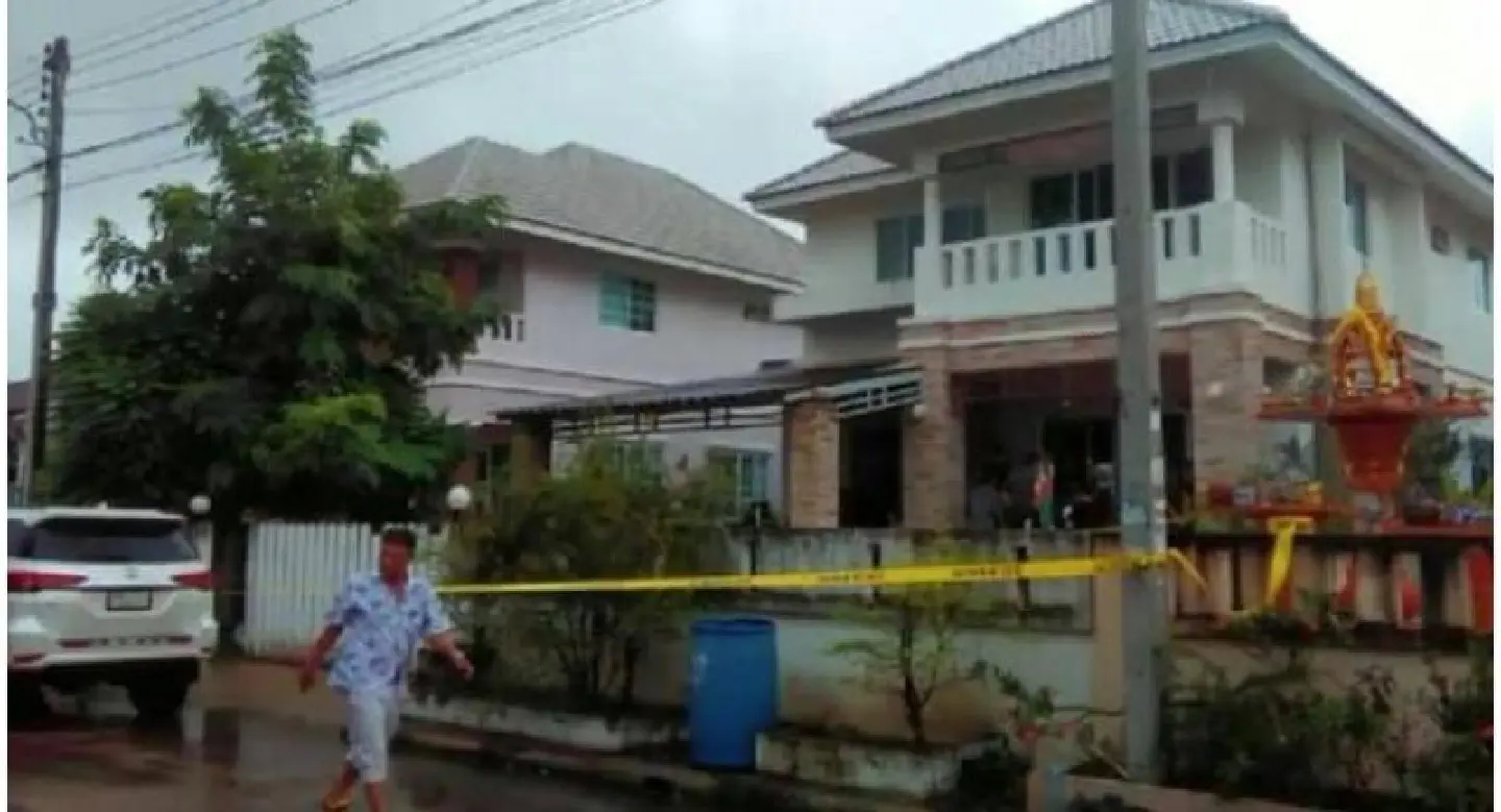 Man kills estranged wife, parents-in-law before committing suicide Man kills estranged wife, parents-in-law before committing suicide