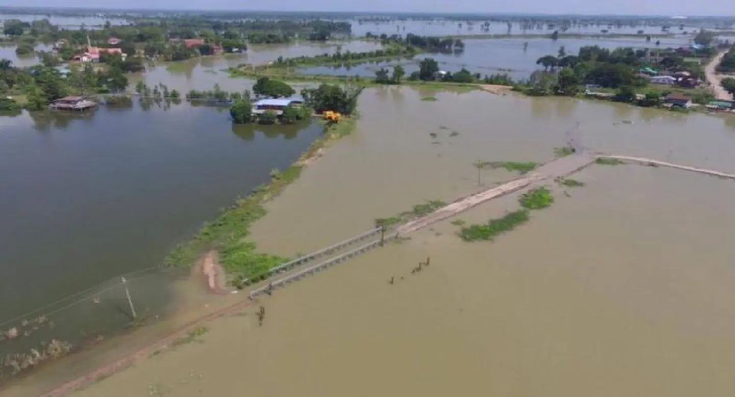 Flood outlook still dire in Phitsanulok Flood outlook still dire in Phitsanulok