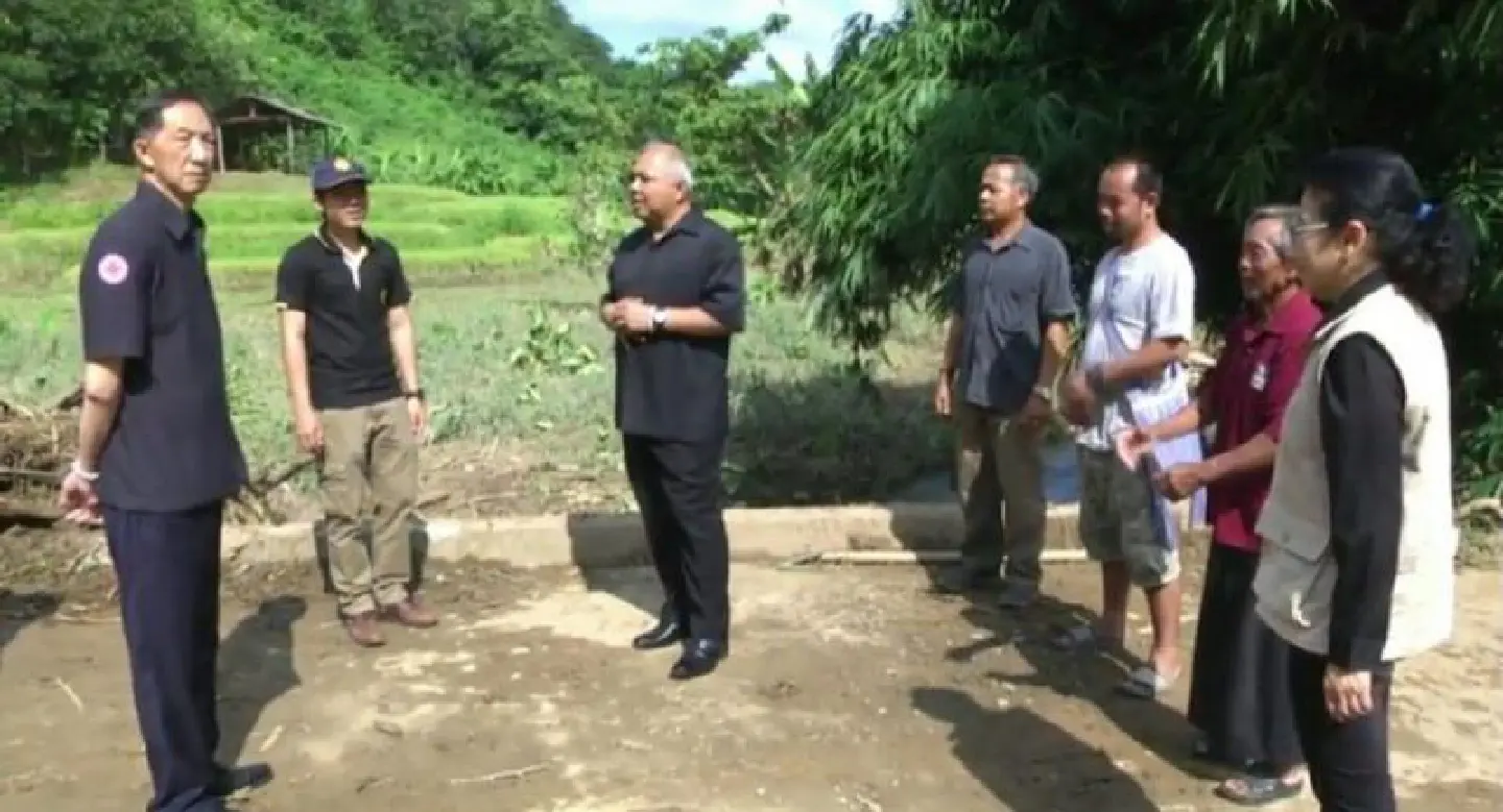 Hill-tribe houses destroyed by flash floods Hill-tribe houses destroyed by flash floods