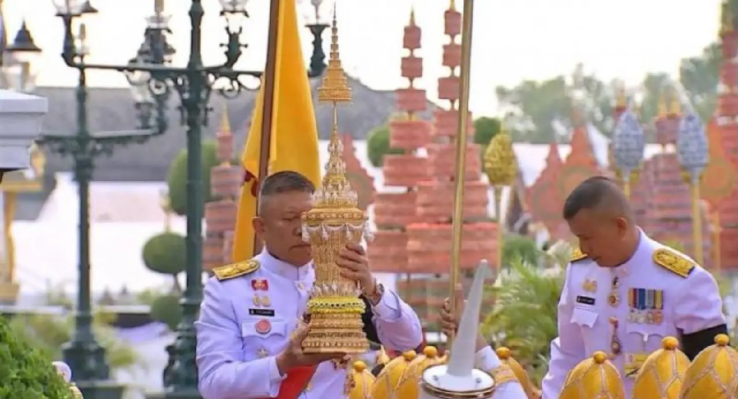 Prayers and procession mark final day of Royal Cremation ceremony Prayers and procession mark final day of Royal Cremation ceremony