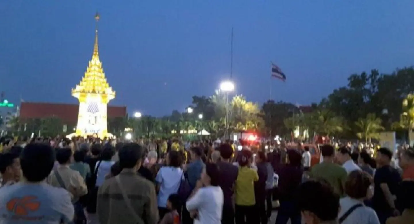 Anupong warns Chon Buri residents over funeral protest Anupong warns Chon Buri residents over funeral protest