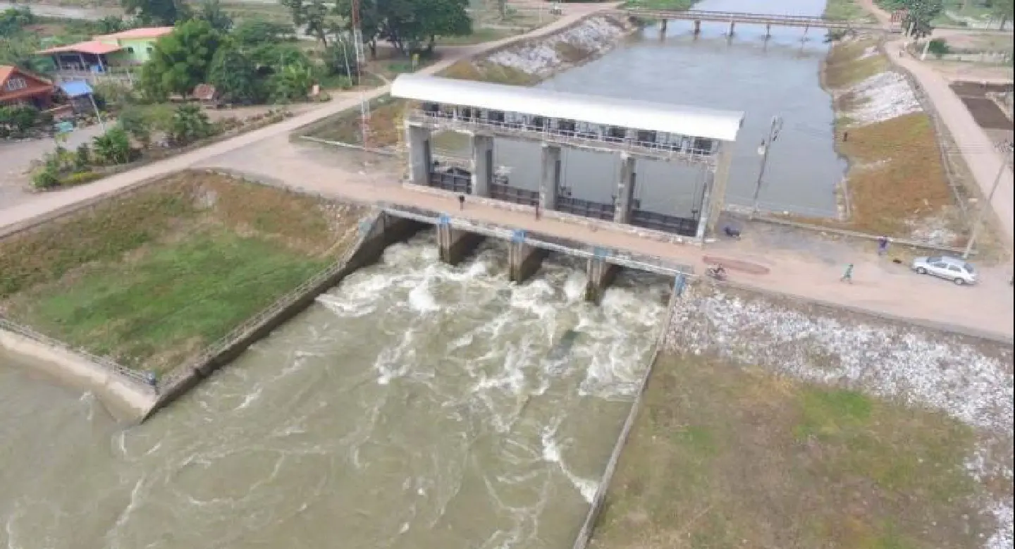 Floodwater drained into Nan River from three districts