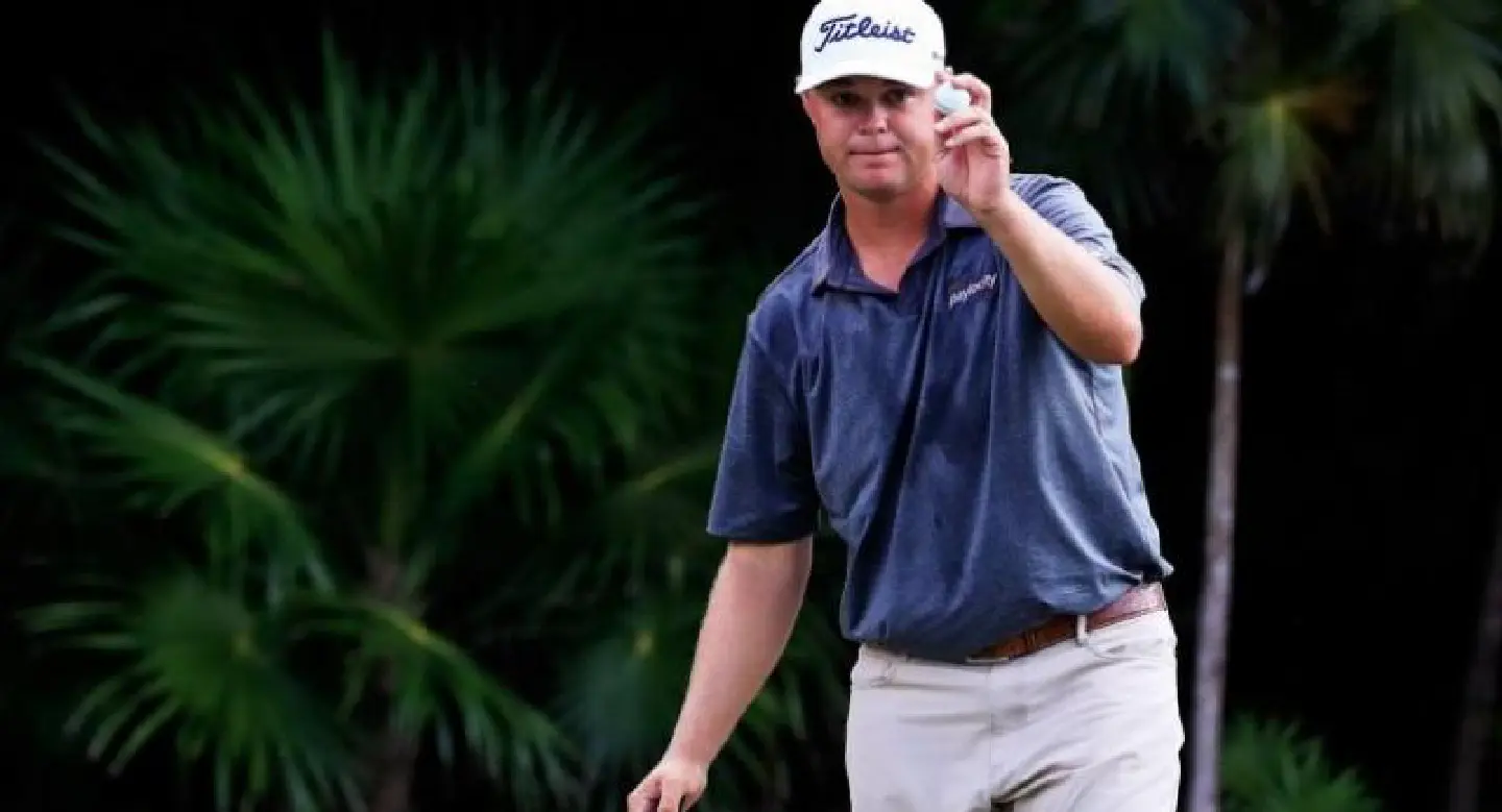 American Kizzire shoots career low 62 to lead OHL Classic American Kizzire shoots career low 62 to lead OHL Classic