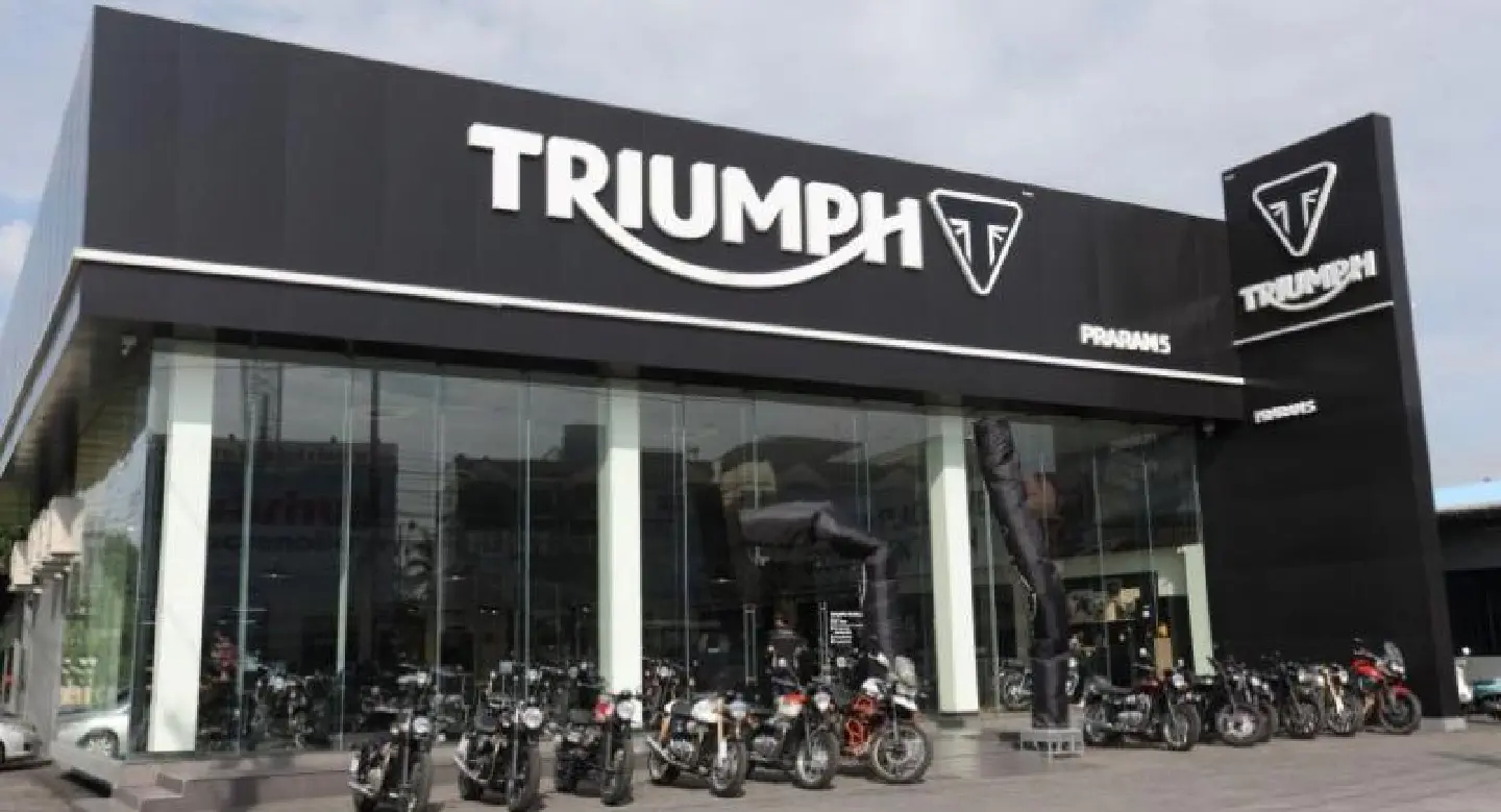 Triumph opens more showrooms to rev up big bike sales Triumph opens more showrooms to rev up big bike sales
