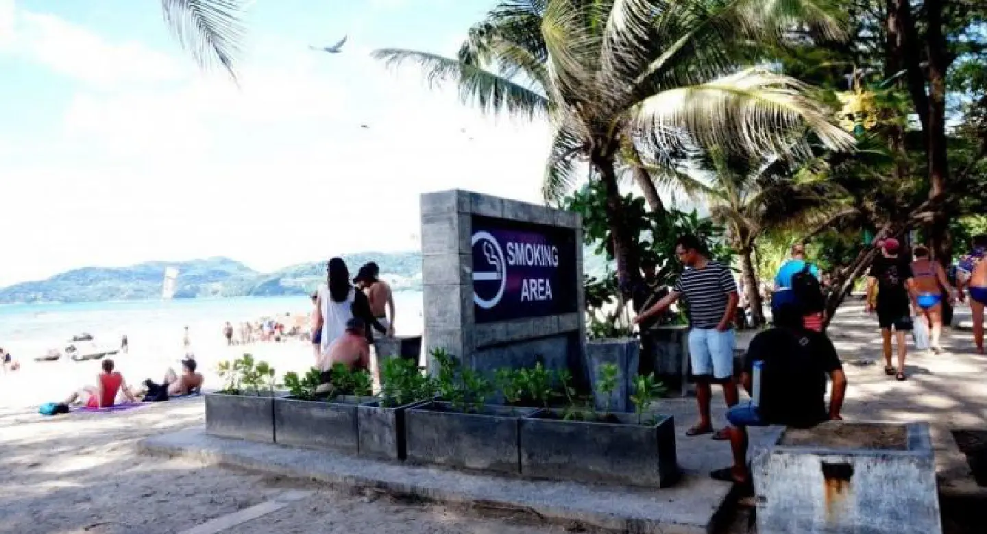 Authorities check the smoking ban along Patong Beach