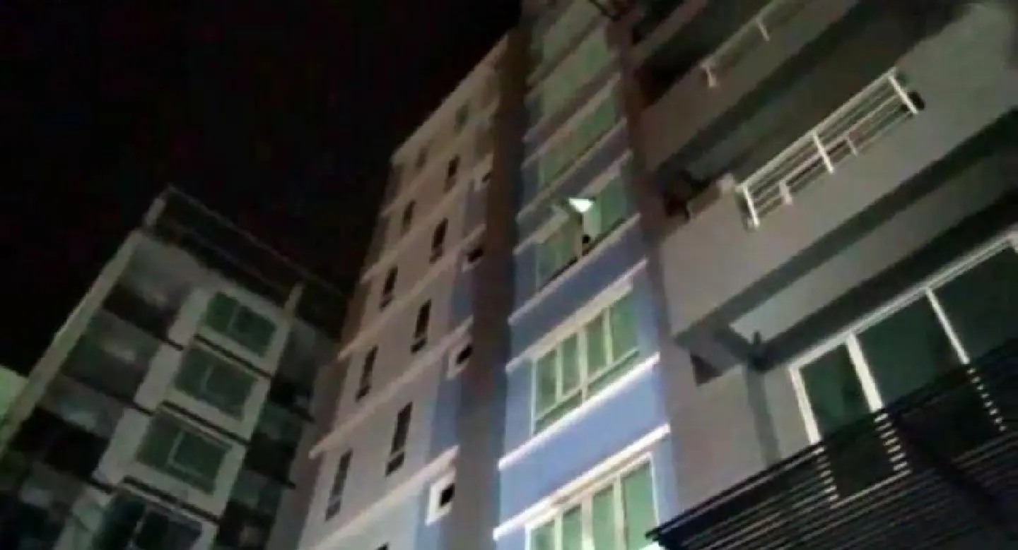 Man falls to death in Chon Buri Man falls to death in Chon Buri
