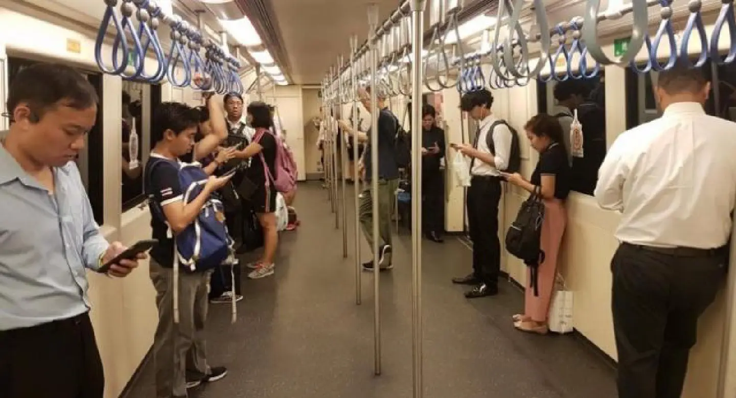MRT operator ditches seats as  it struggles with passenger surge