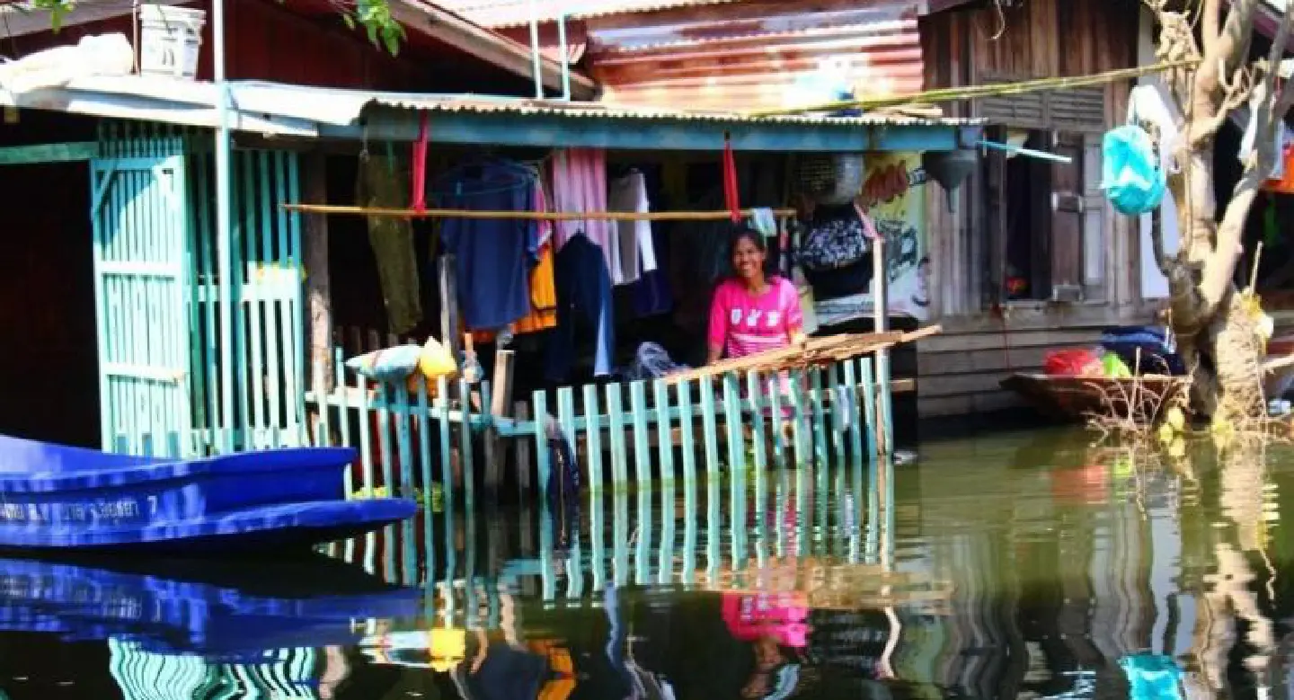 Distressed residents blame govt for flood-retention areas