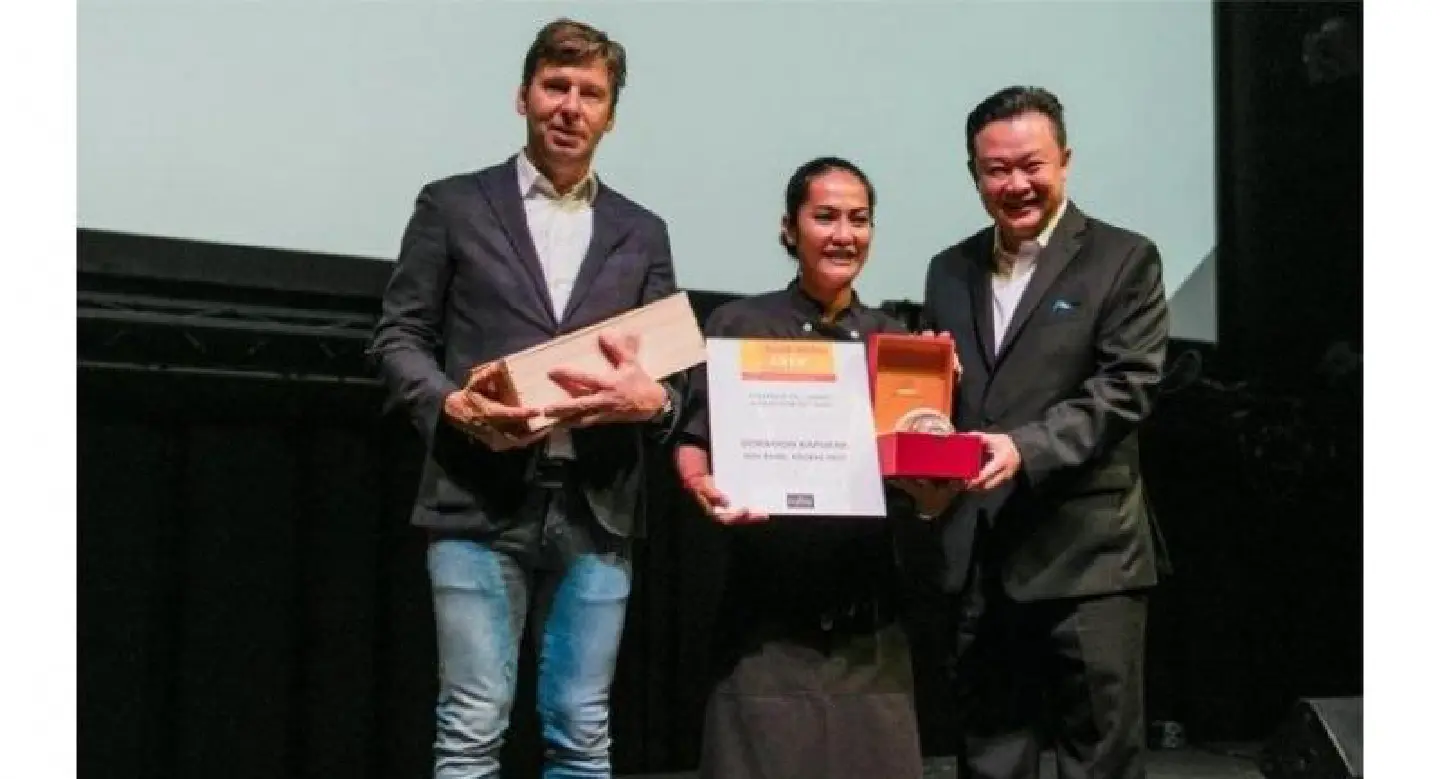 Tasty Thailand guidebook released alongside Gault & Millau Belux 2018 edition Tasty Thailand guidebook released alongside Gault & Millau Belux 2018 edition