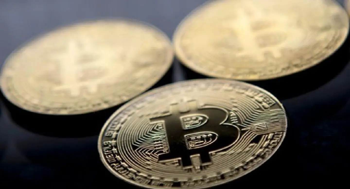 Bitcoin, an 'Uber' currency, not without risk