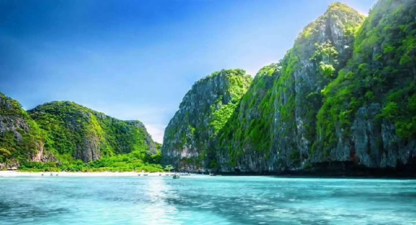 Maya Bay ranked 11th best beach in the world Maya Bay ranked 11th best beach in the world