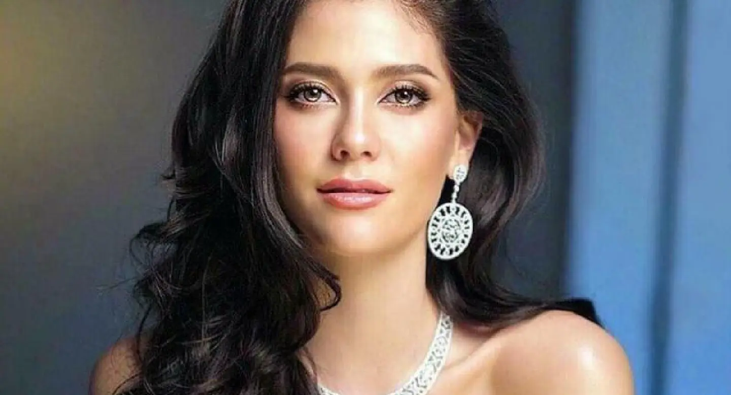 Pipped to the post but Thai beauty queen still smiling