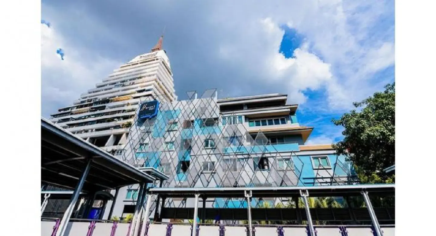 Haven’t Met Silom actually a great place to meet Haven’t Met Silom actually a great place to meet