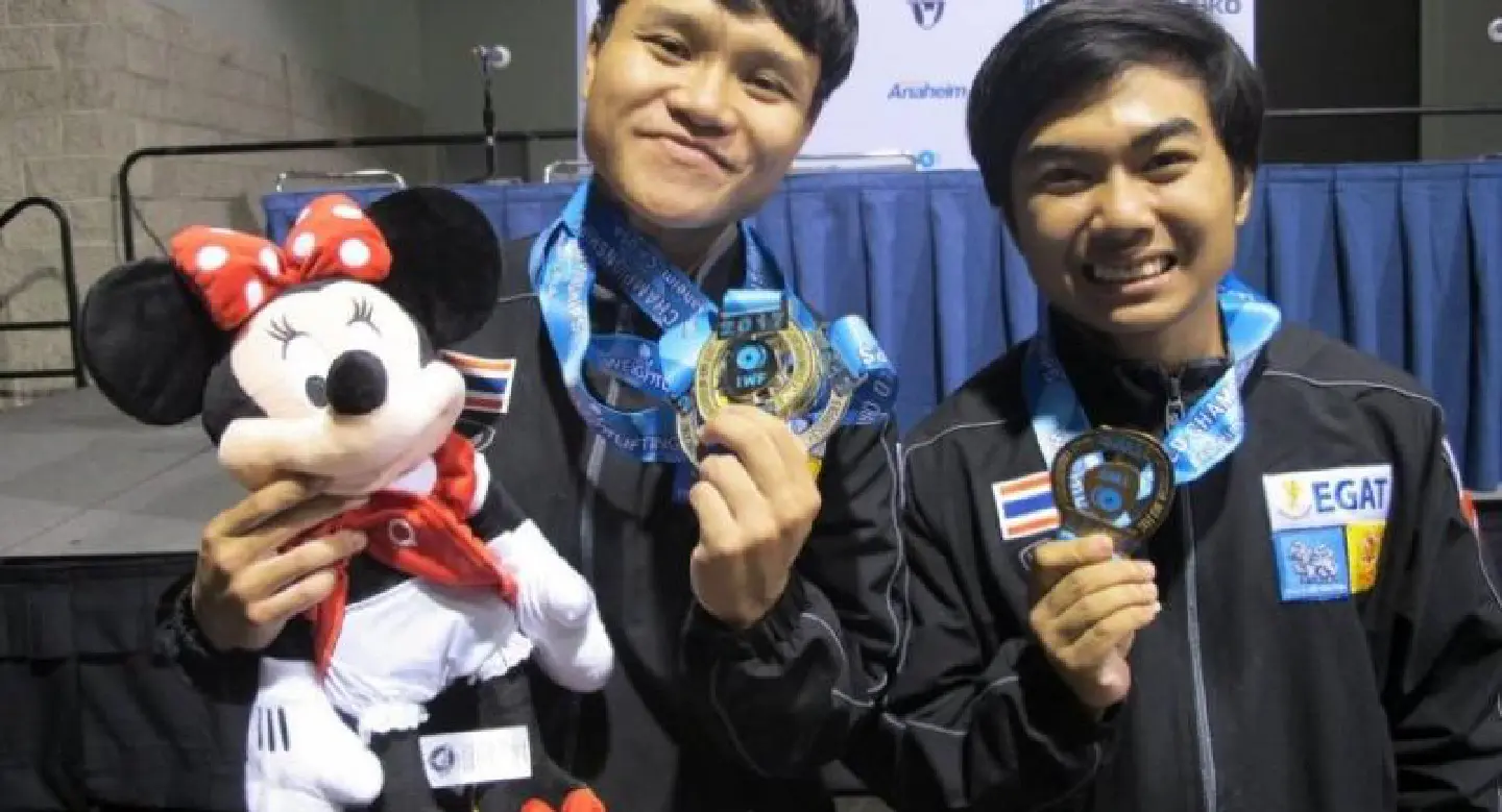 Thunya ‘overwhelmed’ by gold as Thai weightlifters shine Thunya ‘overwhelmed’ by gold as Thai weightlifters shine