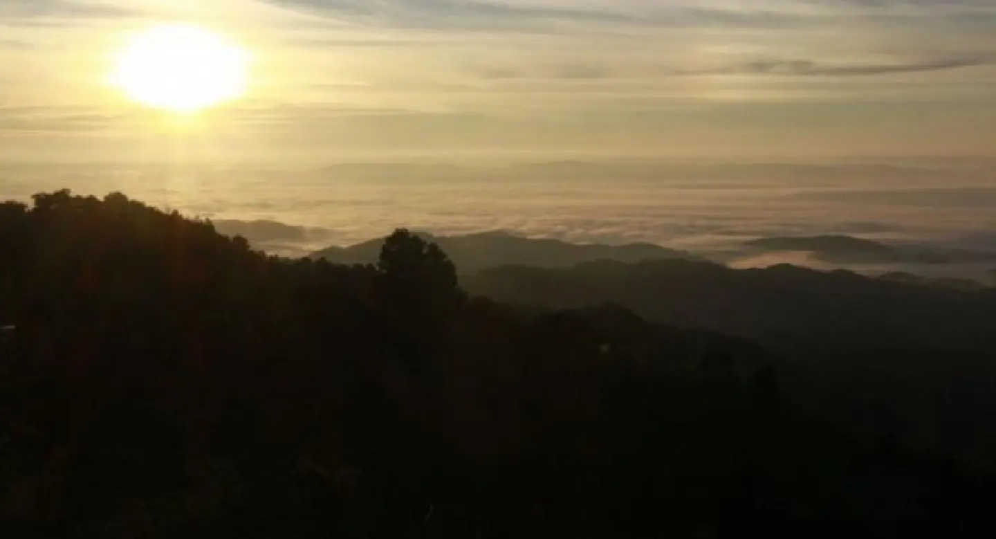 Downtown Chiang Rai’s blanket of mist treats tourists Downtown Chiang Rai’s blanket of mist treats tourists
