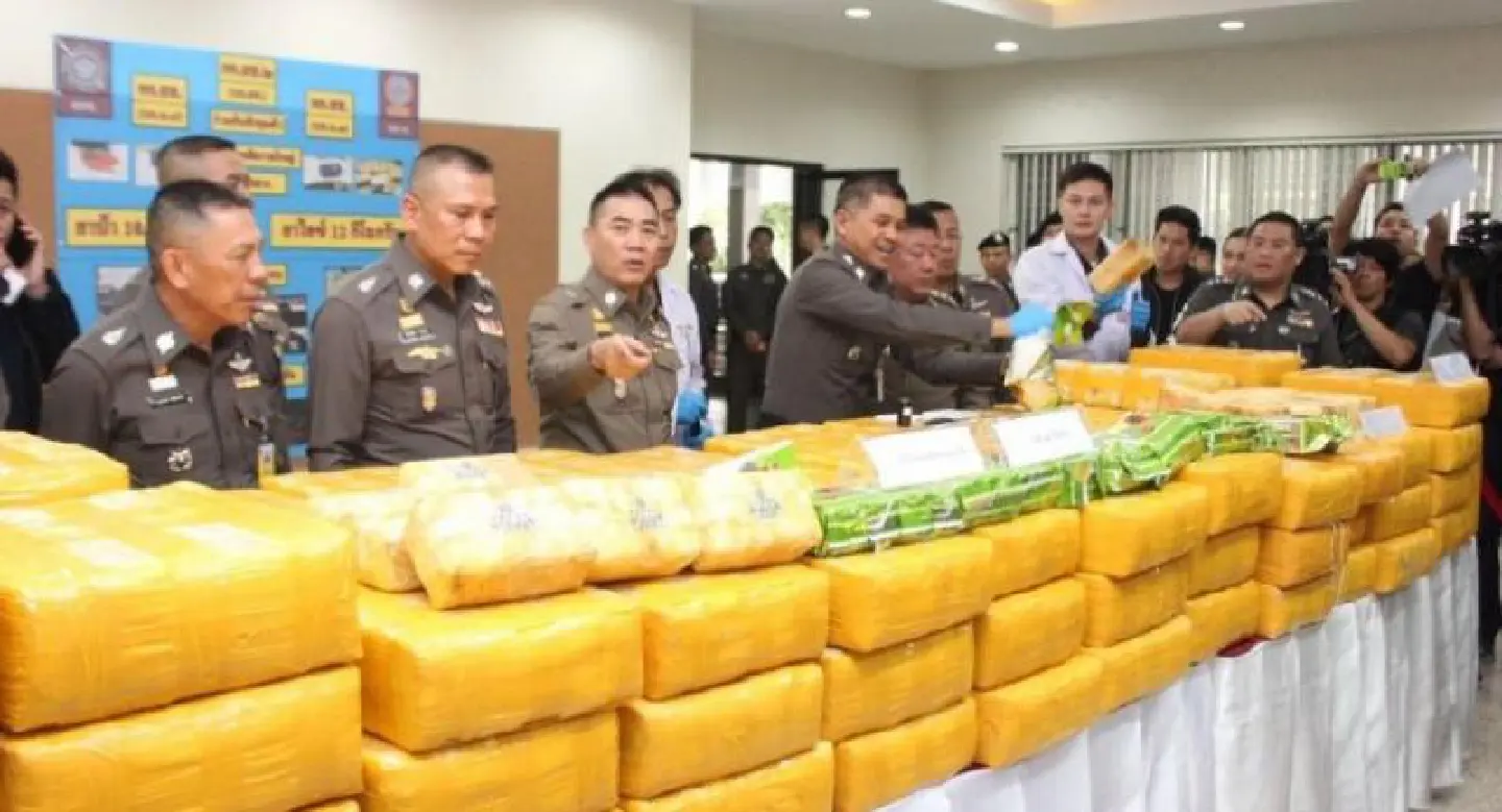 Police reveal link between two big drug hauls Police reveal link between two big drug hauls