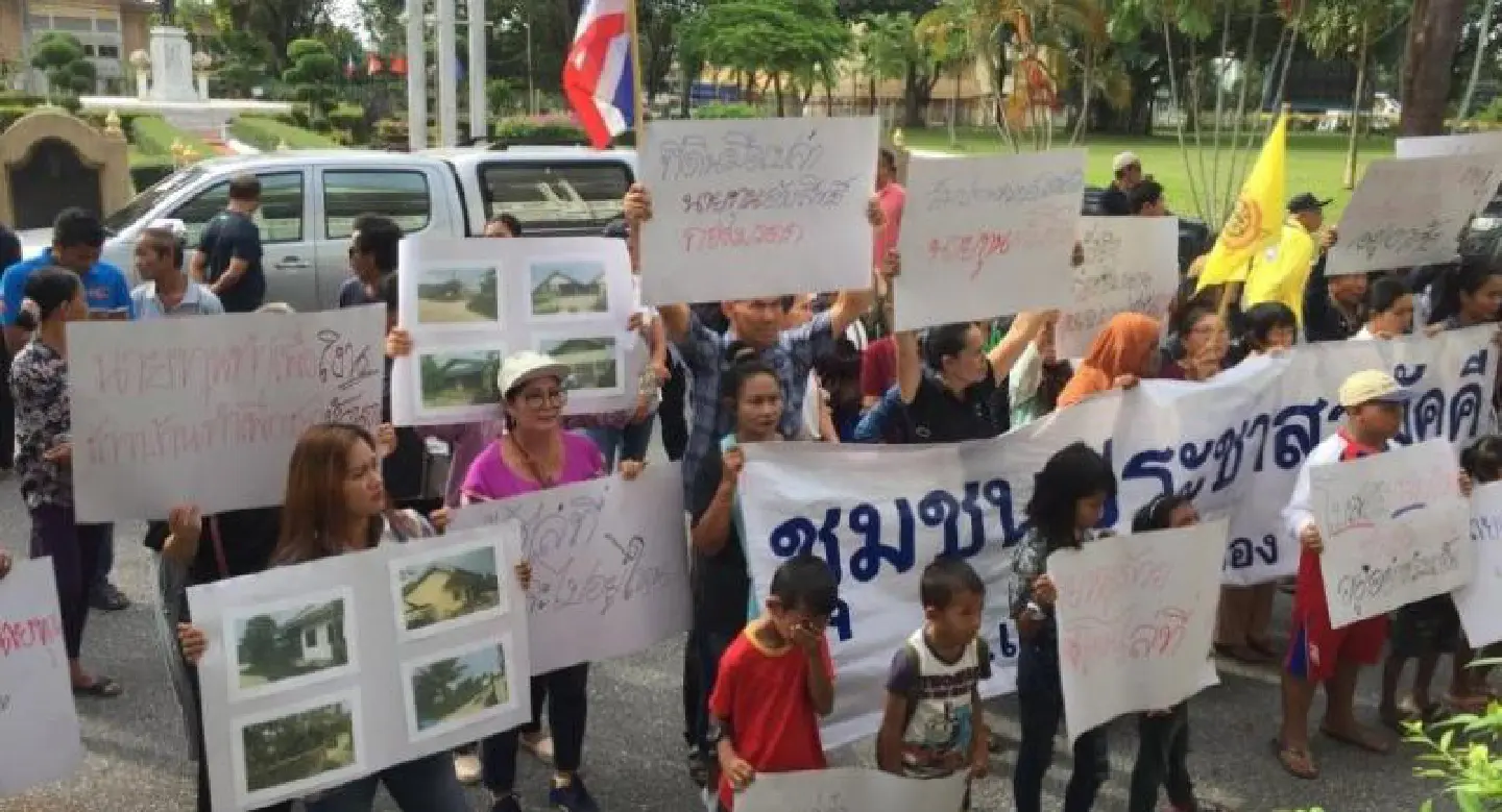 Phuket villagers protest over community land after ownership claim Phuket villagers protest over community land after ownership claim