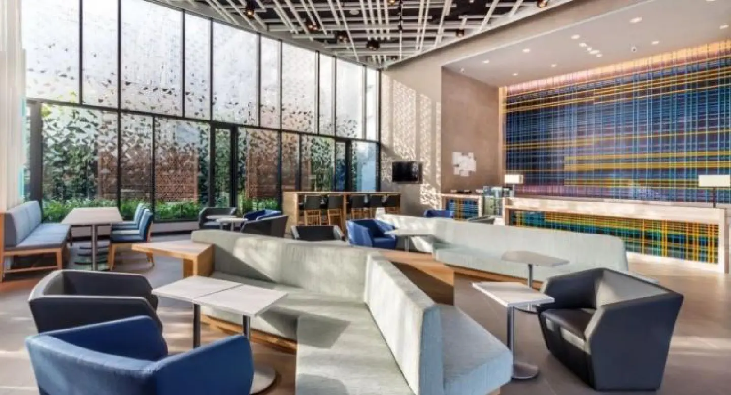 New Holiday Inn Express for Bangkok New Holiday Inn Express for Bangkok