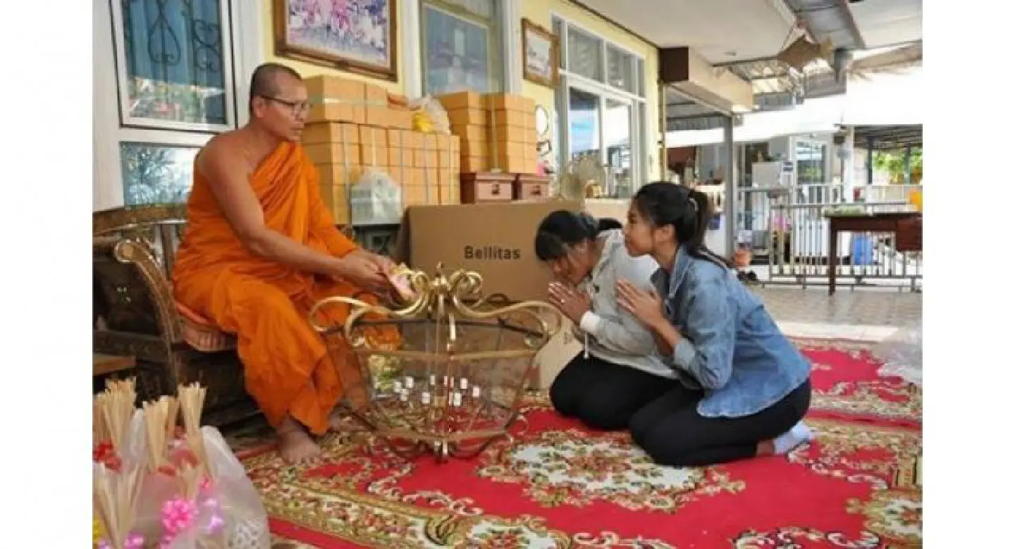 Billionaire plans return to live and start business in Thailand Billionaire plans return to live and start business in Thailand