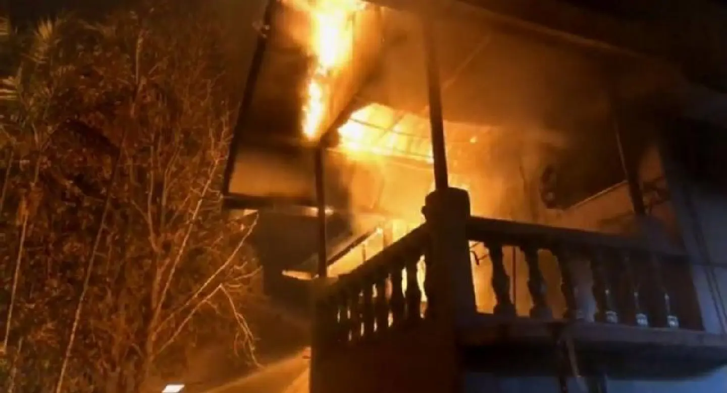 Caged dog dies in Chiang Mai house fire Caged dog dies in Chiang Mai house fire