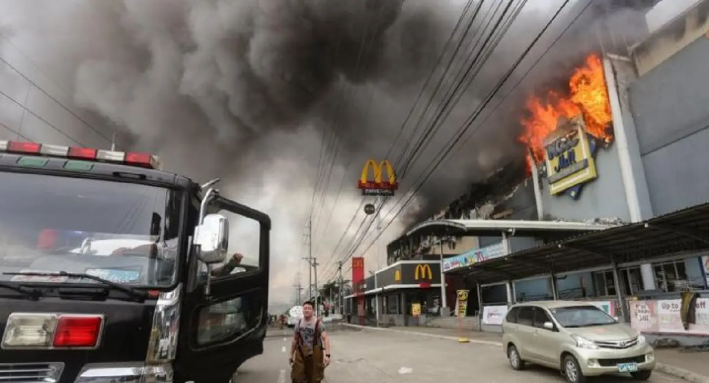 ‘Zero survival’ among 37 persons trapped in Davao mall fire