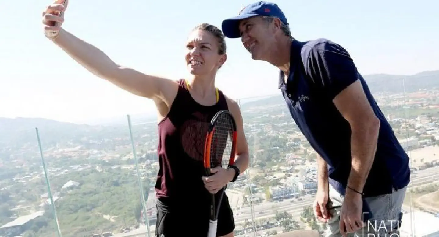 Cahill believes Halep will have Major breakthrough in 2018 Cahill believes Halep will have Major breakthrough in 2018