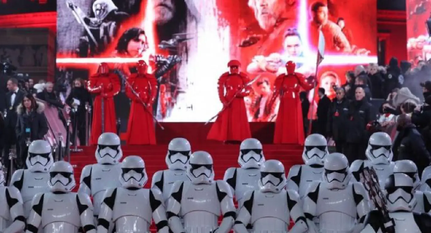 'Star Wars' rides high as Disney celebrates another $6 billion year 'Star Wars' rides high as Disney celebrates another $6 billion year