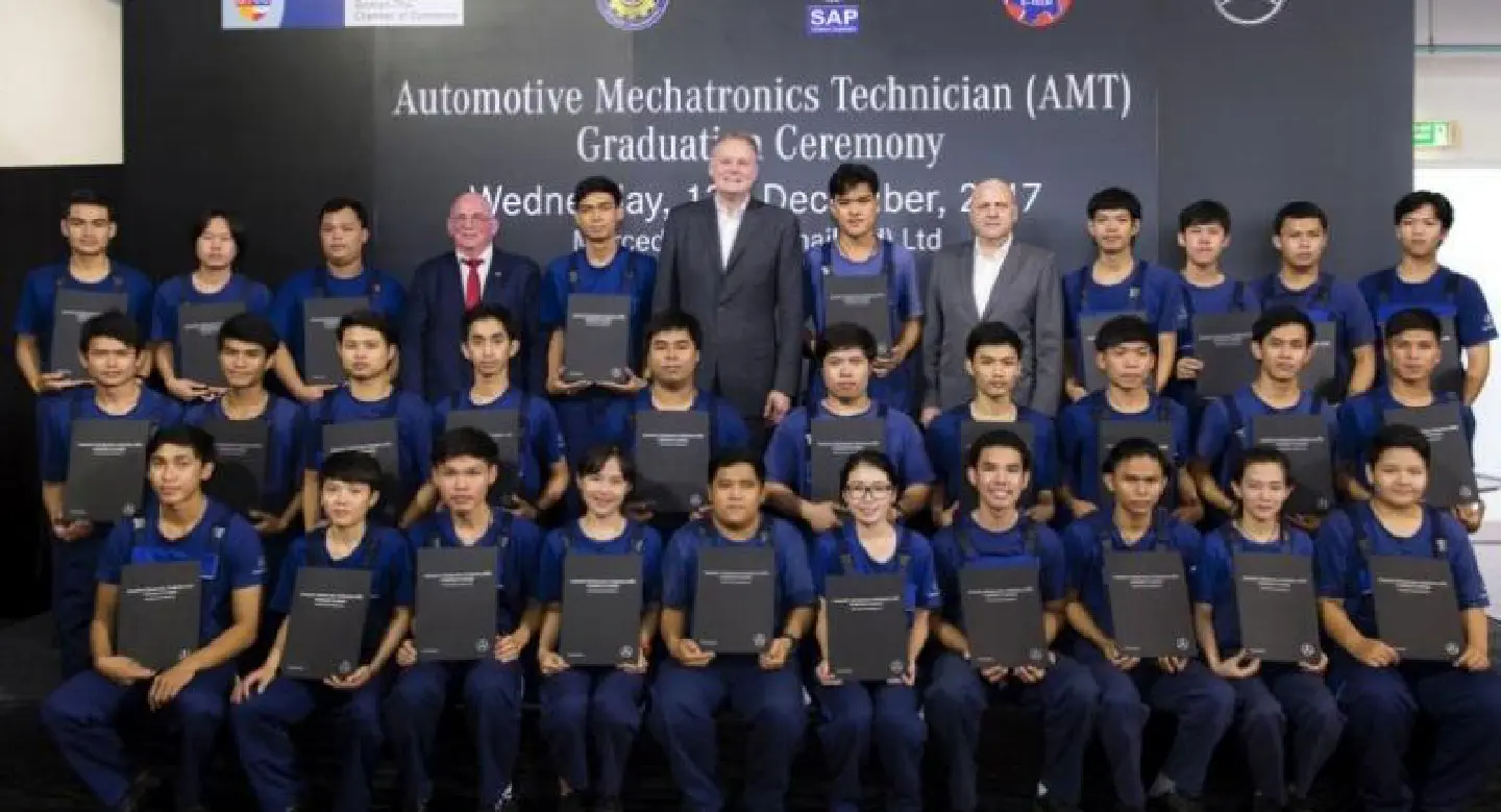 Grads of Mercedes-Benz mechatronics program offered jobs Grads of Mercedes-Benz mechatronics program offered jobs