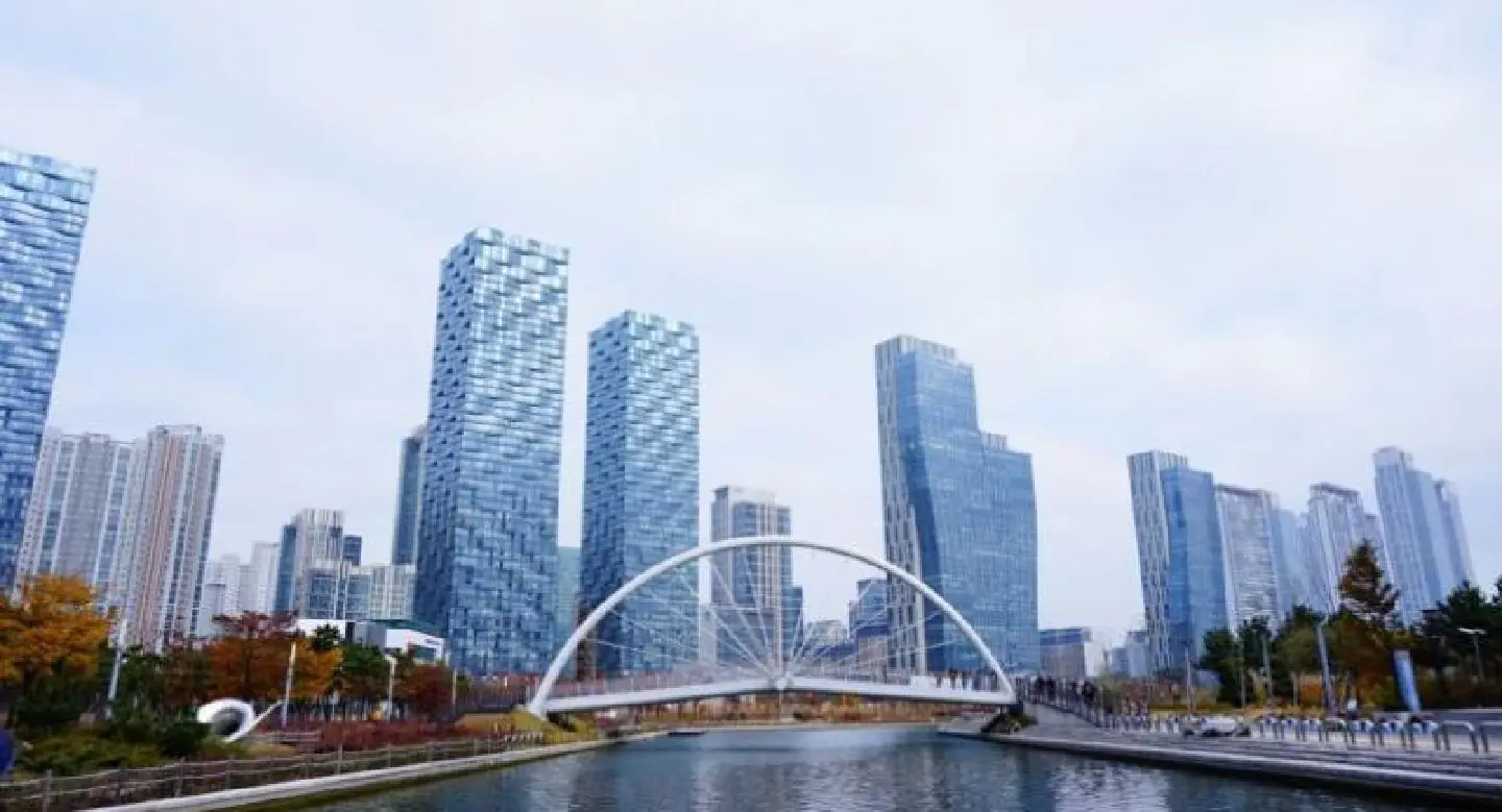 What gives Seoul its soul What gives Seoul its soul