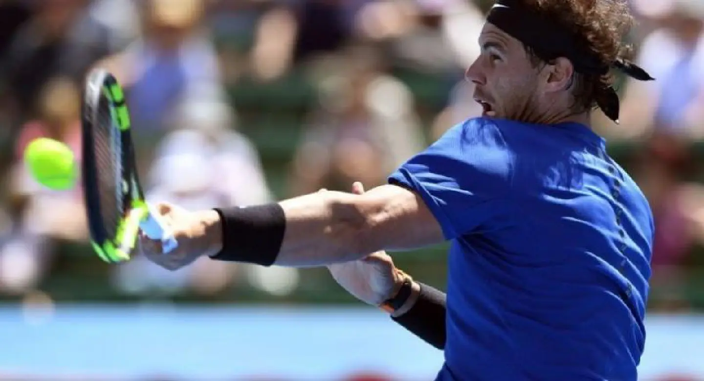 Nadal beaten in Melbourne but injured knee 'fine' Nadal beaten in Melbourne but injured knee 'fine'