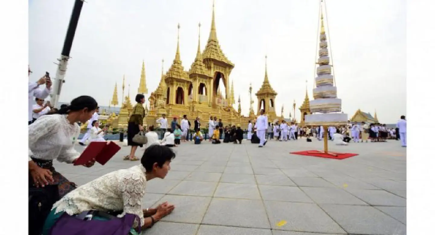 Dismantling of Royal Crematorium begins after ceremony