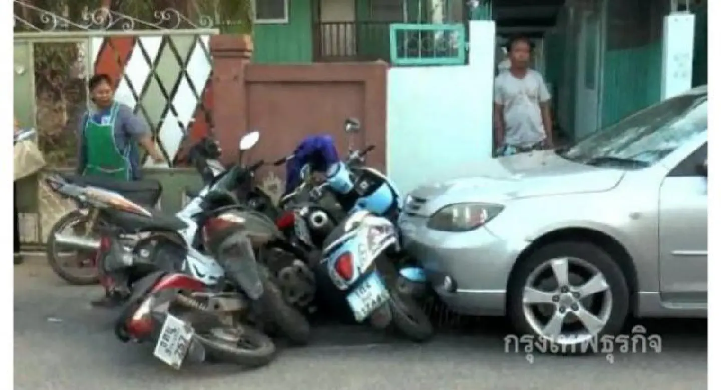 Five hurt in Korat as motorist suffers seizure Five hurt in Korat as motorist suffers seizure