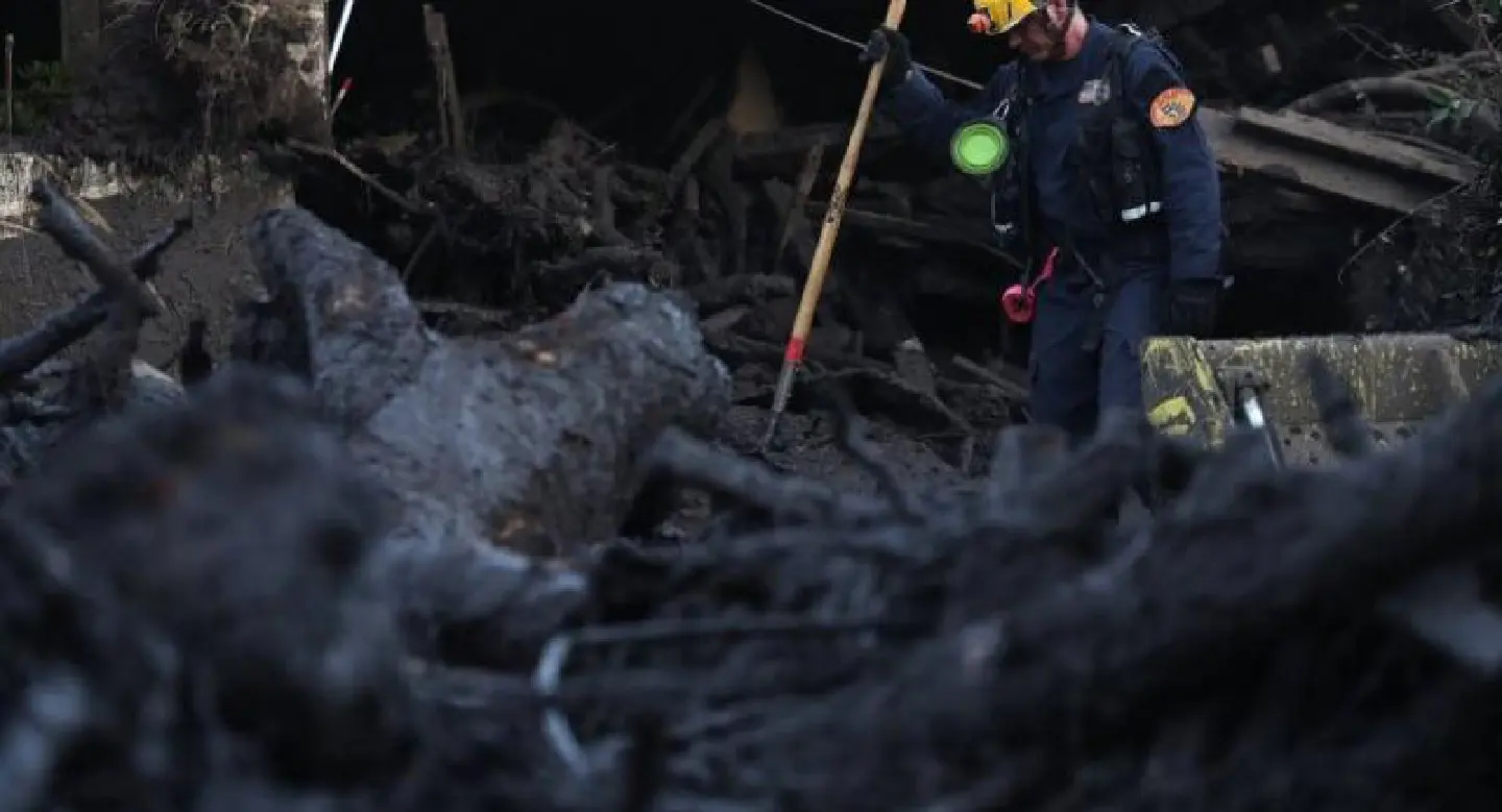 Thai boy, 6, killed in southern California mudslides, his father and sister missing Thai boy, 6, killed in southern California mudslides, his father and sister missing