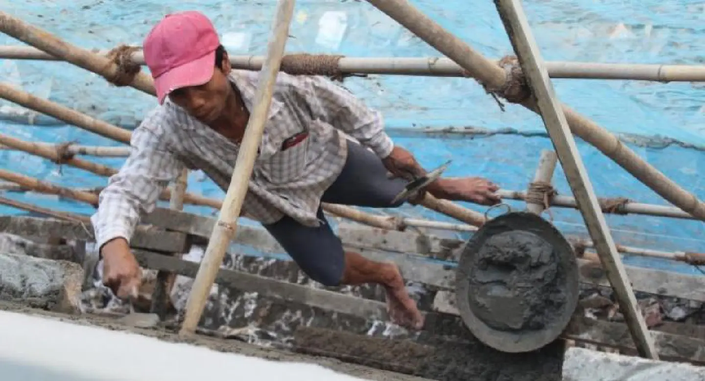 Some businesses fret over Myanmar wage proposal Some businesses fret over Myanmar wage proposal