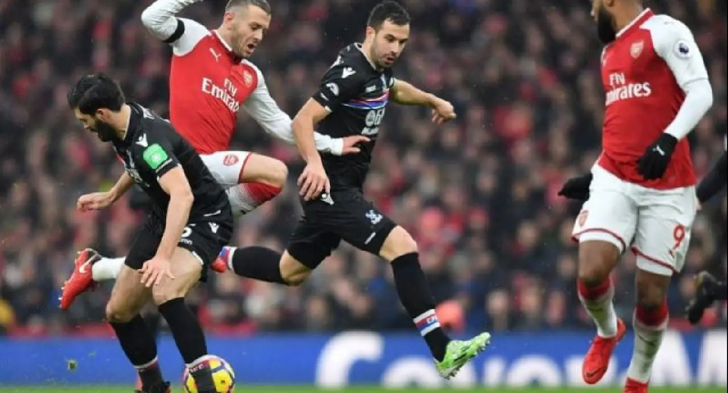 Arsenal see off Palace without Sanchez as United close on City Arsenal see off Palace without Sanchez as United close on City
