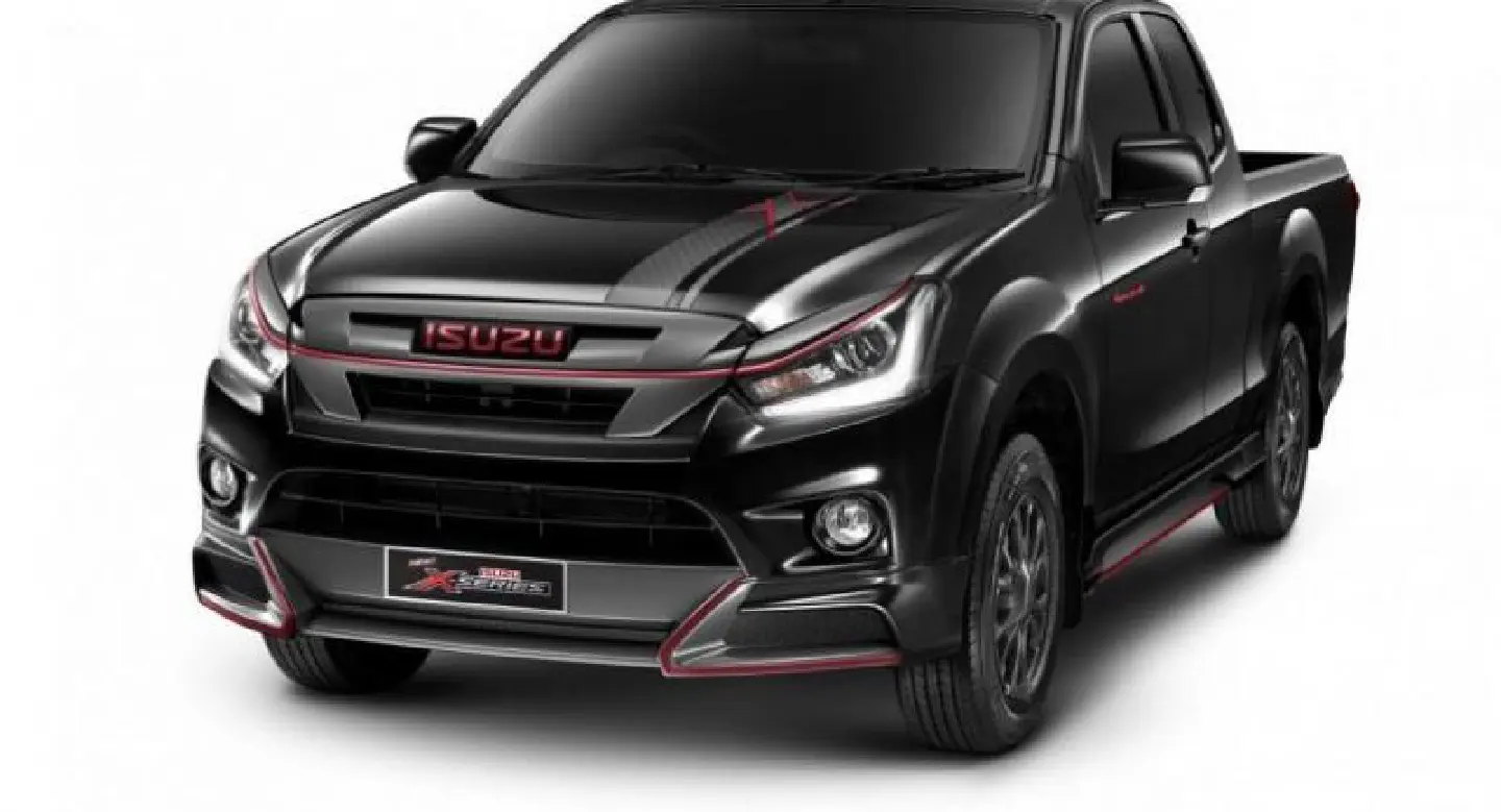 Isuzu puckers for Valentine’s kiss with ‘special’ pickups Isuzu puckers for Valentine’s kiss with ‘special’ pickups