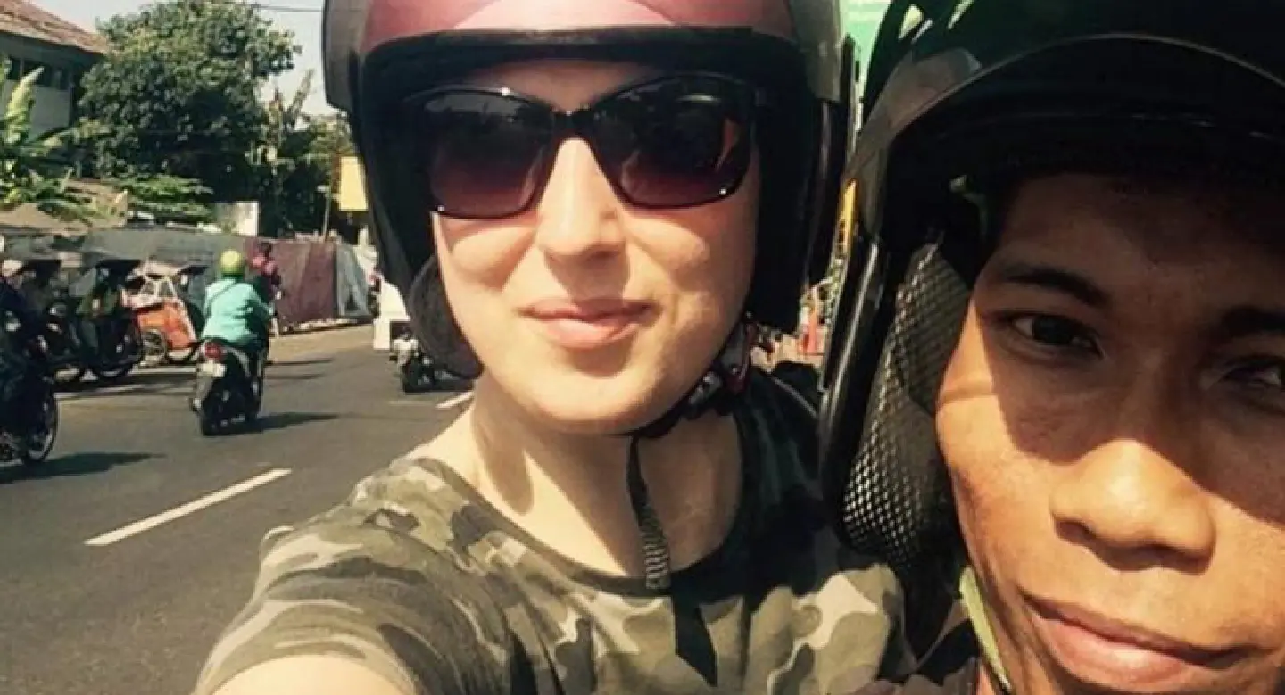 Foreign traveler’s search for her Yogyakarta hero goes viral