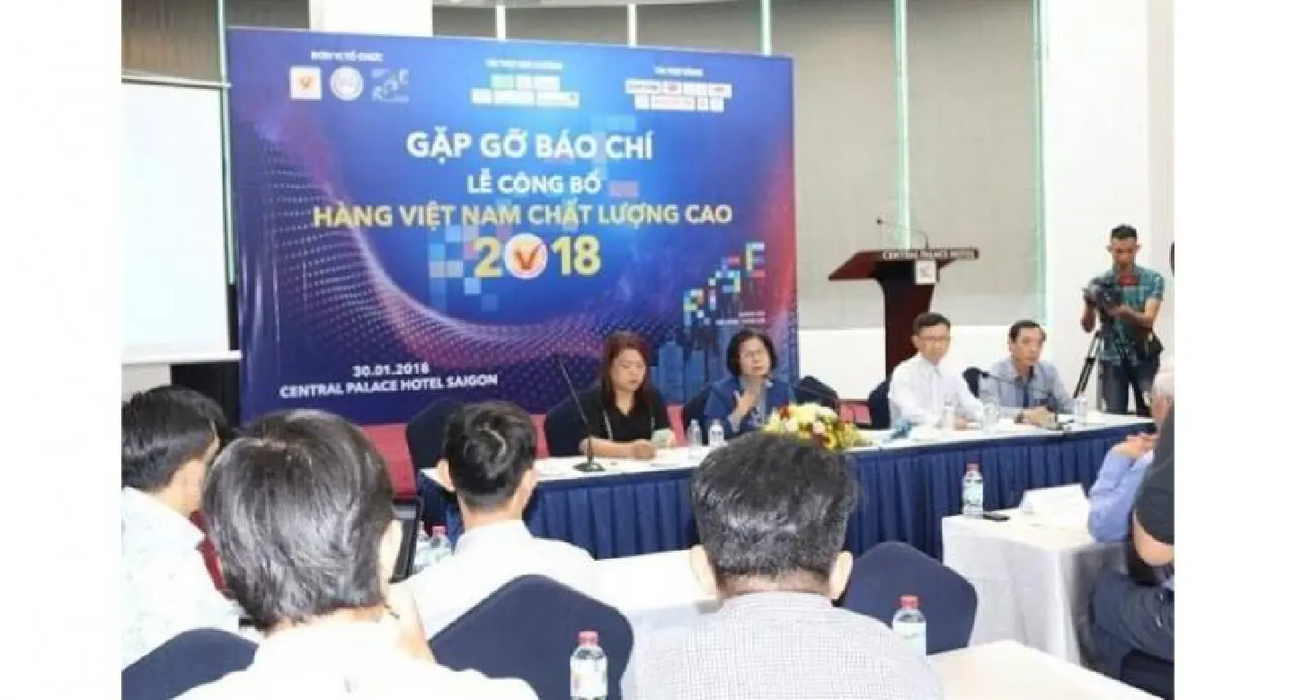 Young Vietnamese power online shopping: survey Young Vietnamese power online shopping: survey
