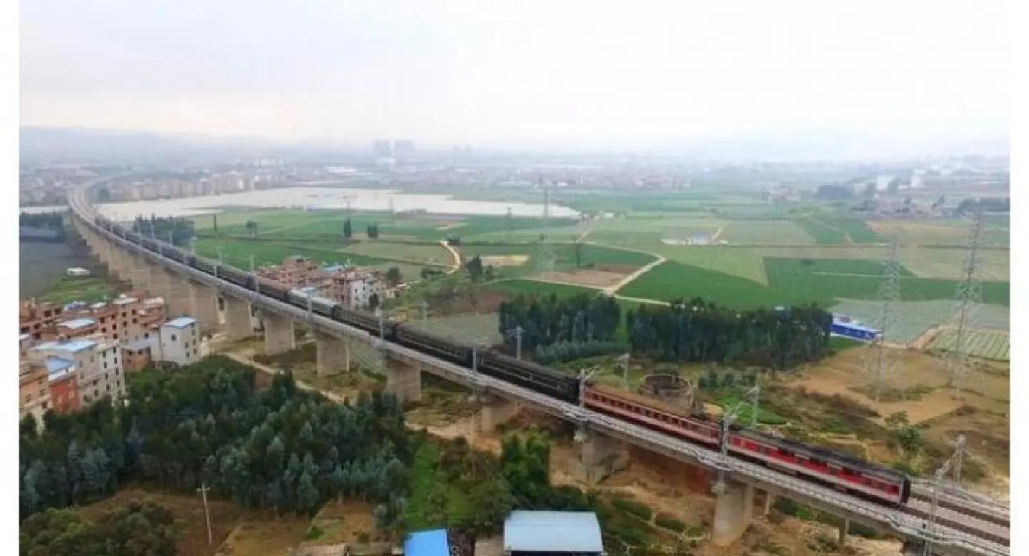 Laos-China Belt and Road Cooperation Forum kicks off Laos-China Belt and Road Cooperation Forum kicks off